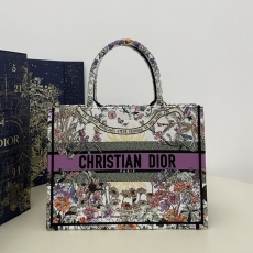 Christian Dior Shopping Bags